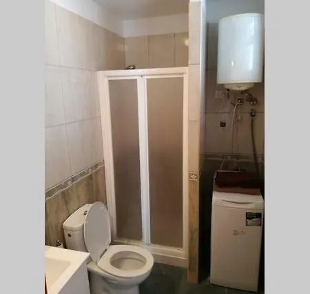 Studio Wifi Beach Front Apartament