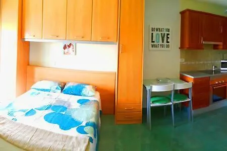 Apartament Studio Wifi Beach Front *